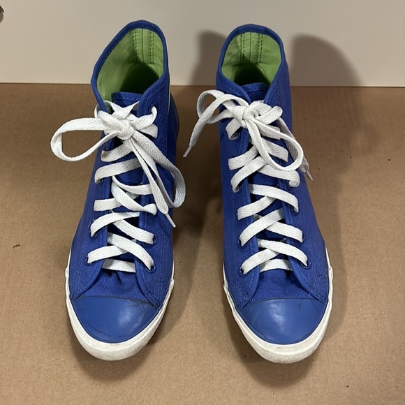 CONVERSE All Star Wedge Lilac Sneakers. Size 6. 1.5" Heel - Picture 3 of 12